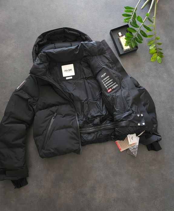 Продам лижна куртка Zara