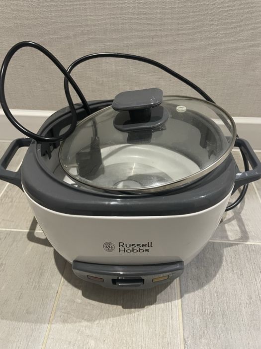 Рисоварка Russell Hobbs