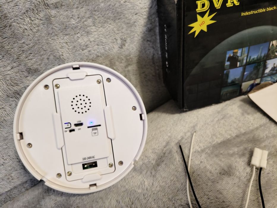 Датчик дыма/угарного газа со СКРЫТОЙ камерой - "TUYA"