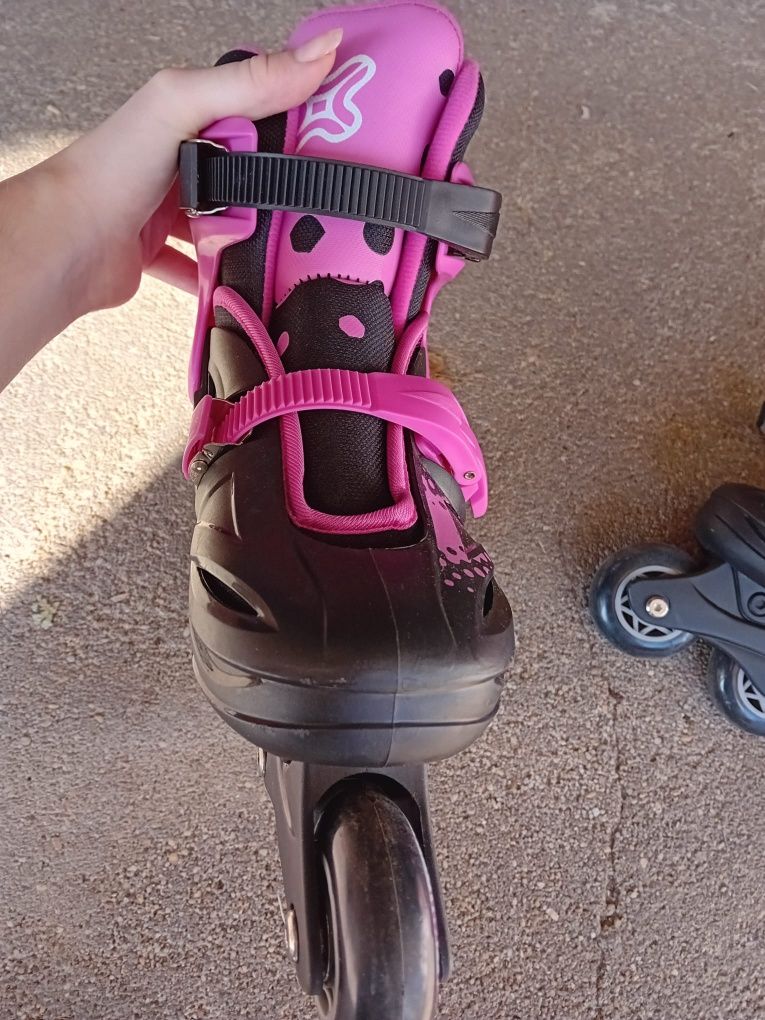 Patins em linha marca Street X tamanho ajustável 35 a 40.