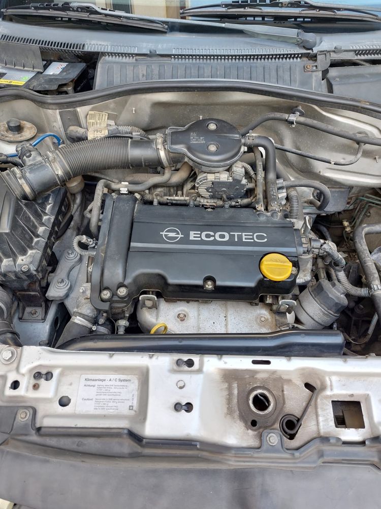 Opel corsa C - bom estado