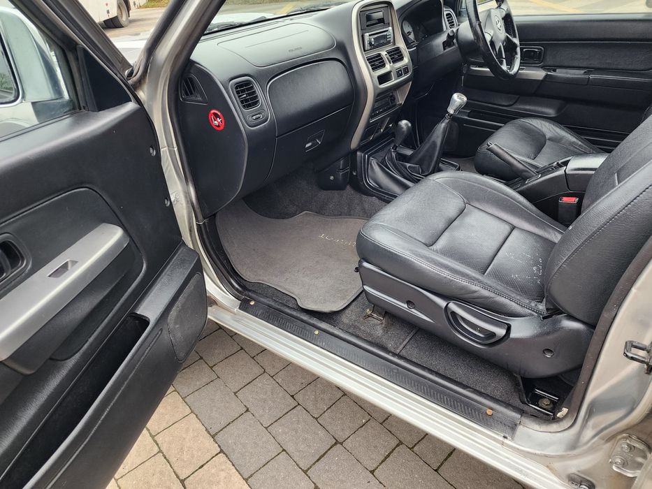 Nissan Navara 2.5 diesel 2005рік ІДЕАЛ