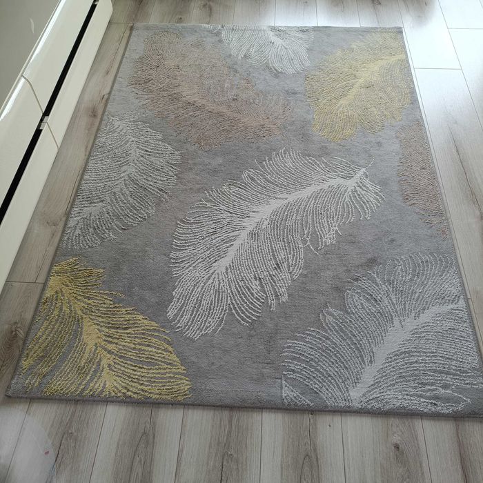 Dywan w ozdobne liście  120x170