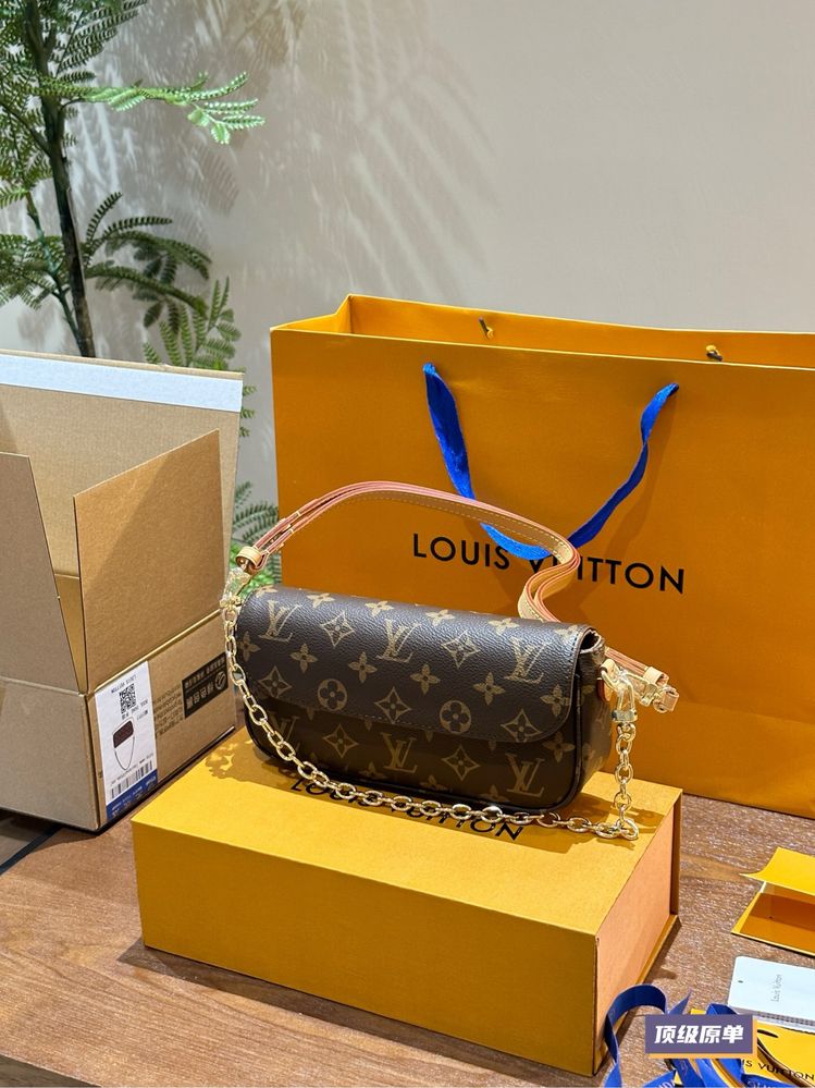 Сумка Louis Vuitton жіноча луі вітон