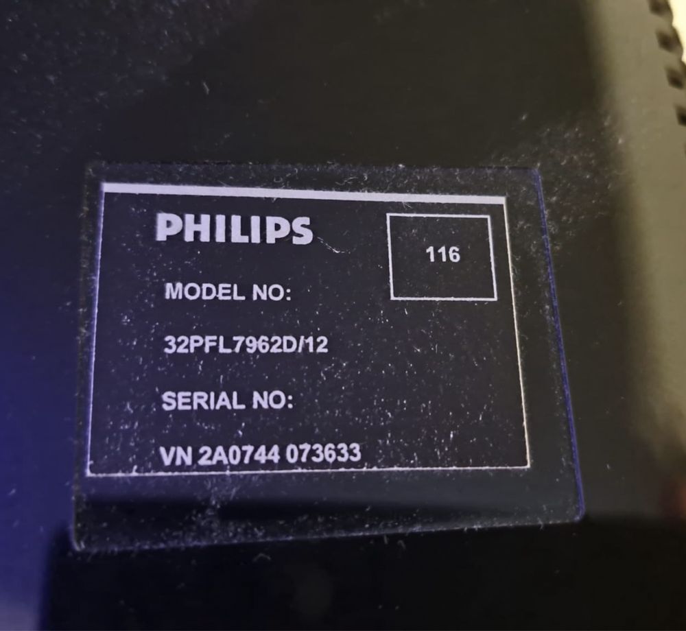 Telewizor płaski 32 cale Philips 32PFL7962/D12 Ambilight z uchwytem