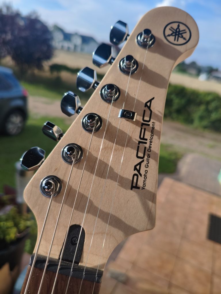 Yamaha Pacifica 112 po modyfikacjach