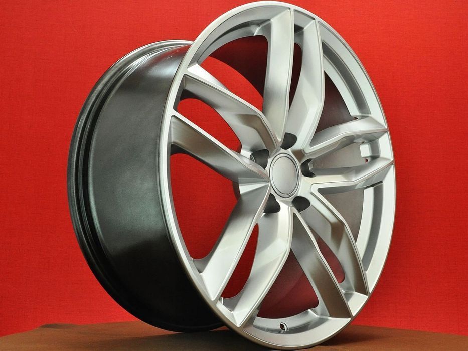 Srebrne felgi R22 5x112 Audi Q7 SQ7 E-Tron S8 SQ5