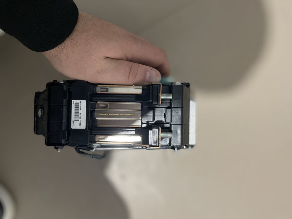 Акумулятор 12v Hyundai Ioniq Hybrid