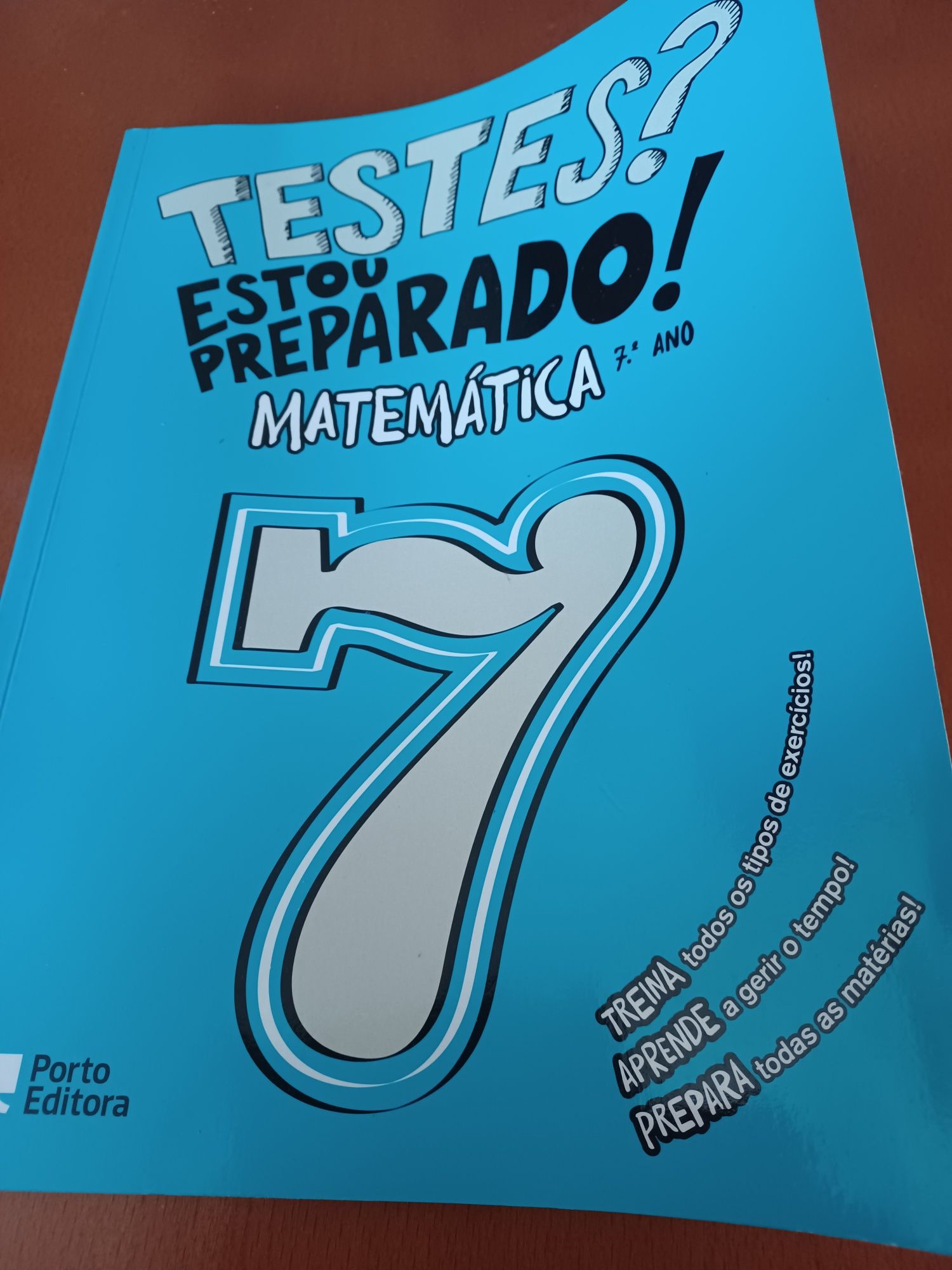 Livro de exercícios de matemática