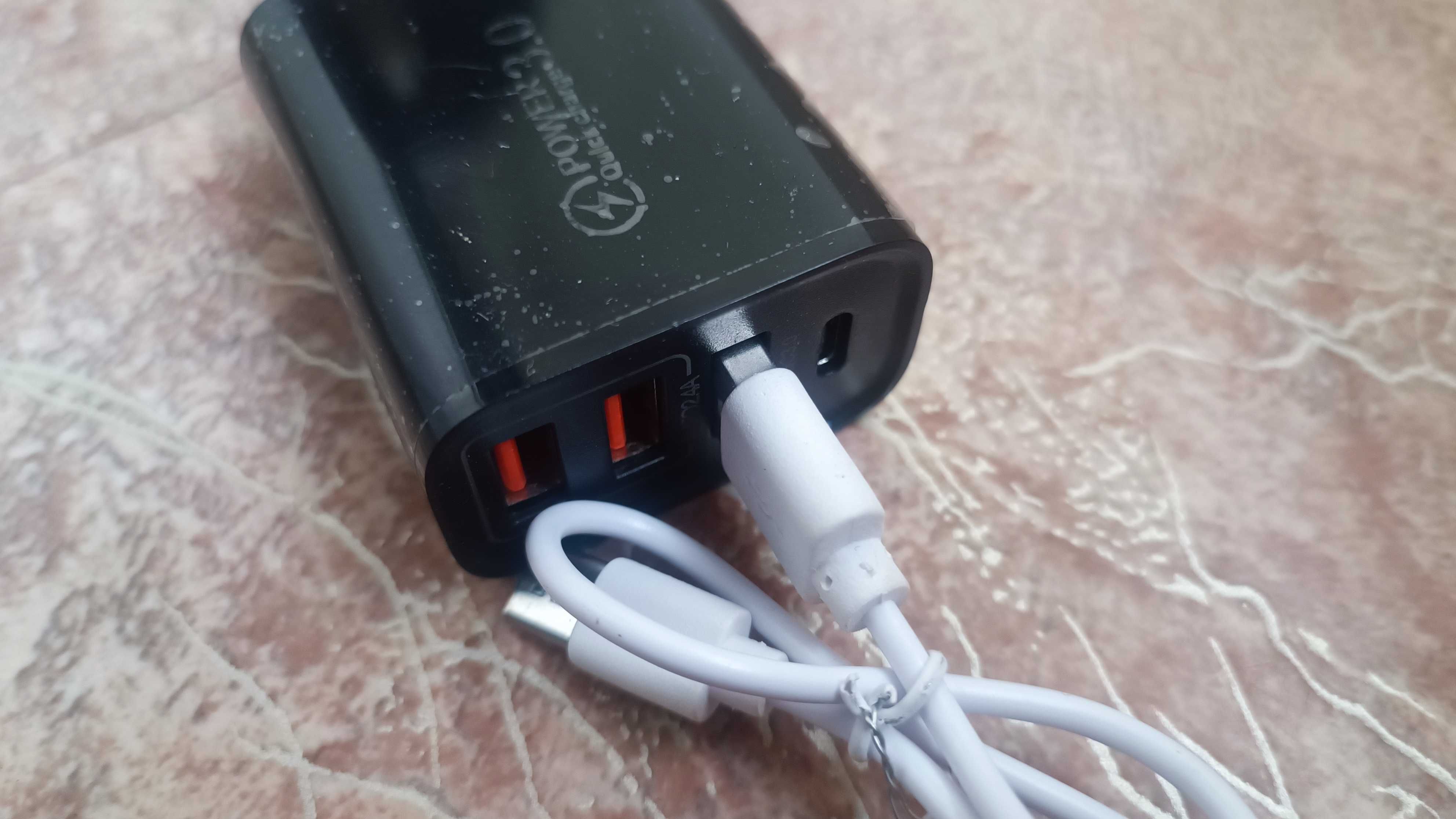 Зарядный блочок зарядка для телефона планшета на 3 usb