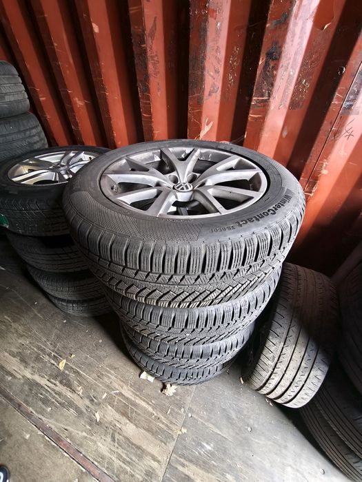 Диски з зимовою гумою R19 для Volkswagen Touareg 2022+