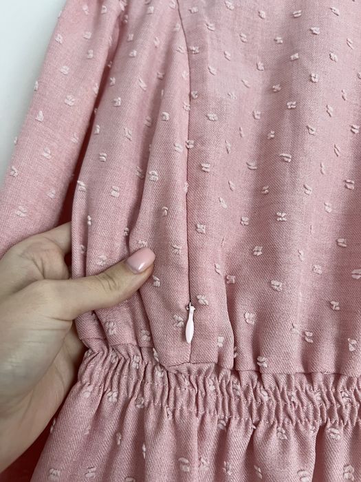 Сукня для вагітних та годуючих мамусь