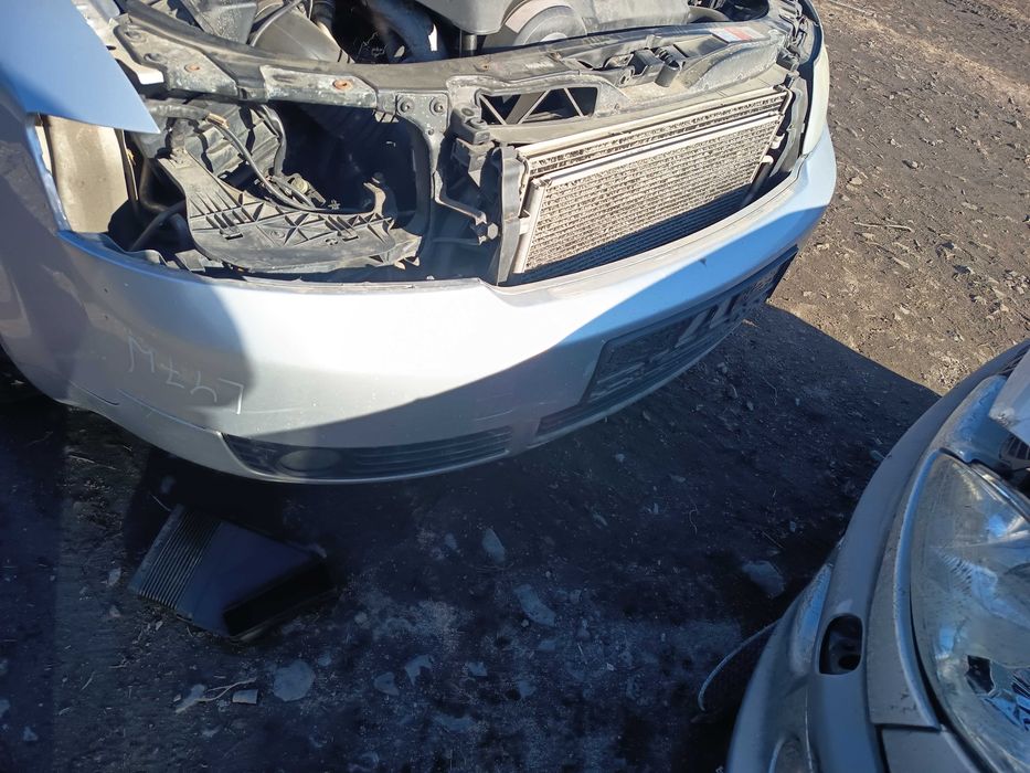 Audi A4 B6 LA7W zderzak przedni FV transport/dostawa