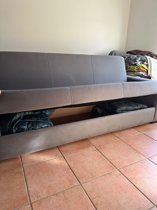 Sofá cama, com arrumação 220x90x80