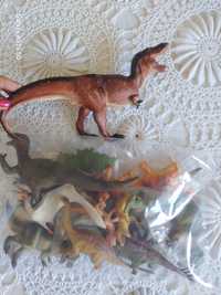 Conjunto de bonecos dinossauros