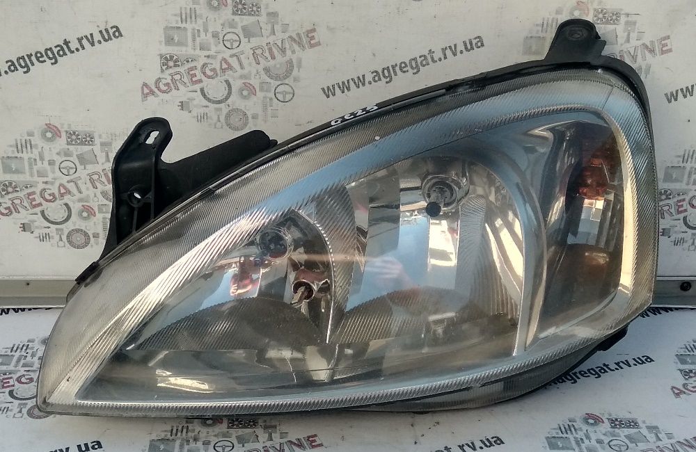 Фара Фары Оптика фонарь СВЕТ Стоп Опель Комбо Opel Combo Ліхтар