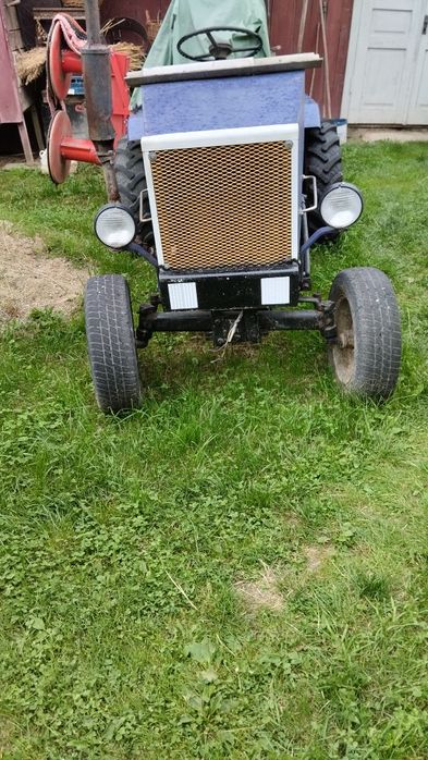 Продається хороший трактор