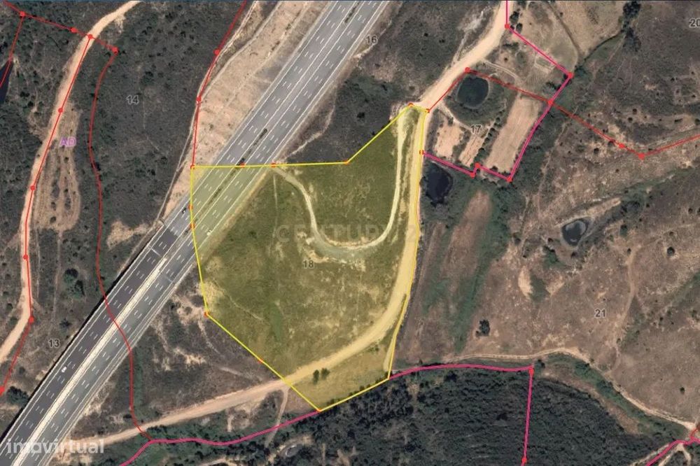 Terreno Rustico com 26320m para venda na Fonte Ferrosa - S. Bartolomeu