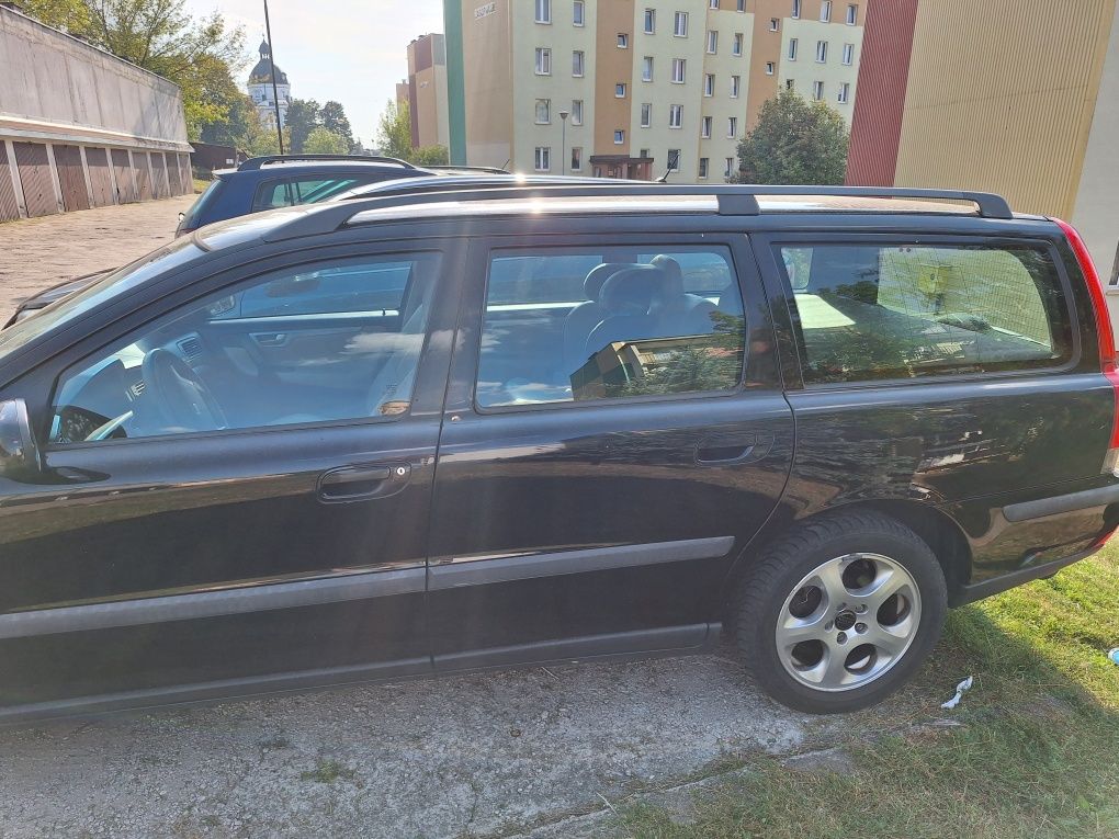Volvo v 70 2.4 140km