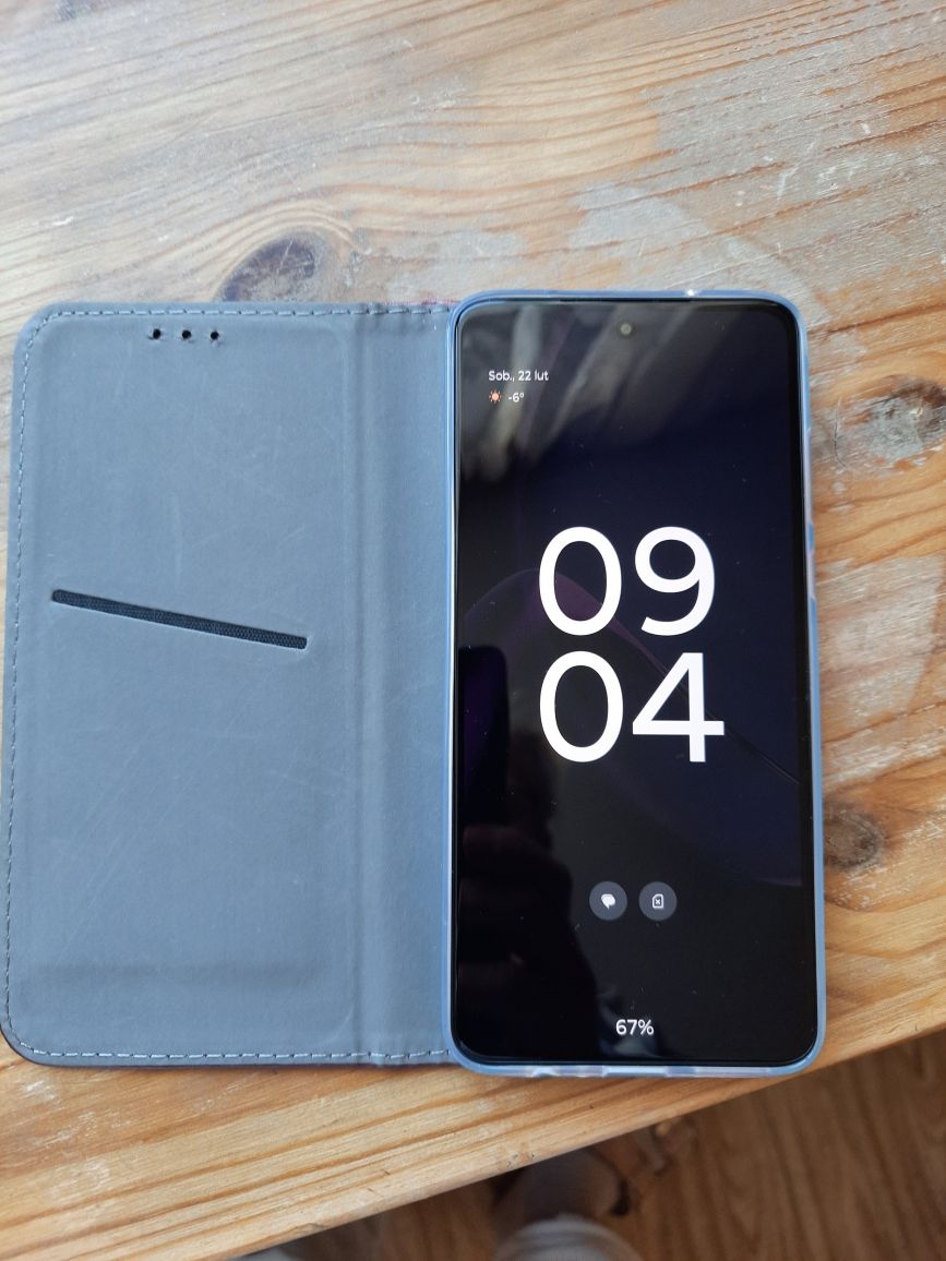 Telefon Motorola G 84