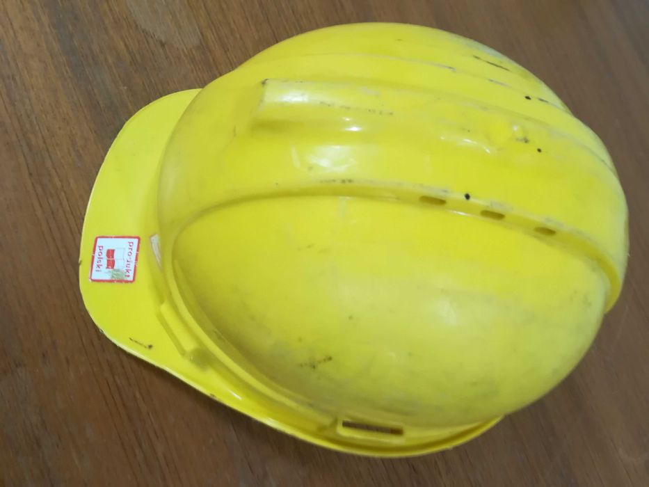 Kask ochronny hełm BRATEK-3