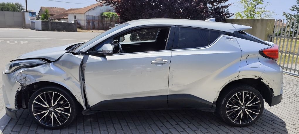 Toyota CHR 1.2 gasolina salvado