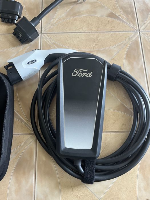 Зарядка до Mustang Mach-E