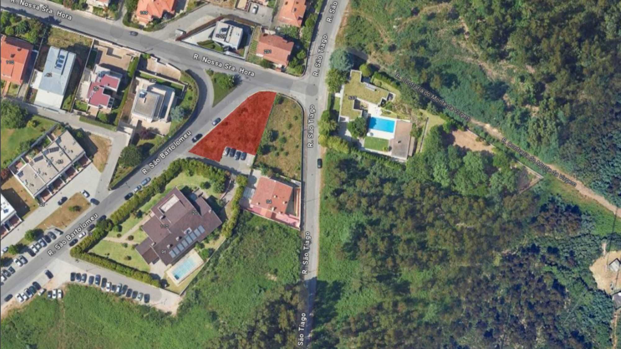 Terreno (575 m2) com projeto aprovado rua de S. Bartolomeu Mafamude