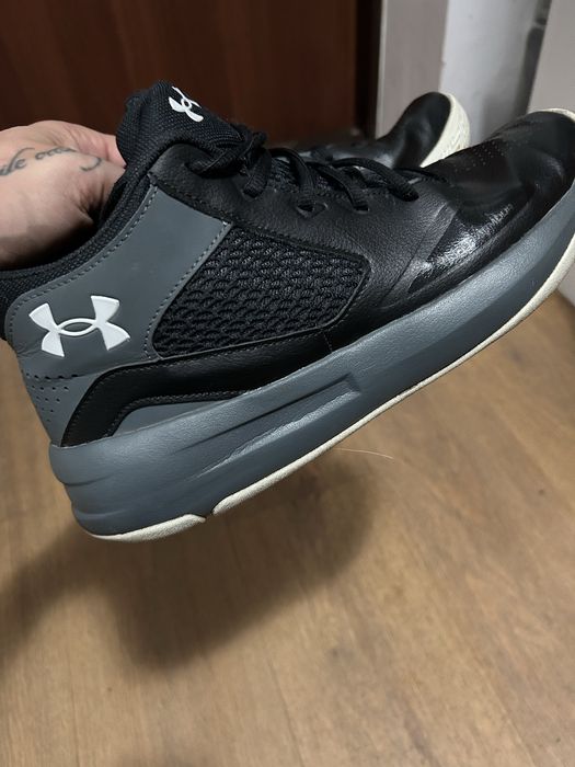 Wysokie buty under armour jesien zima
