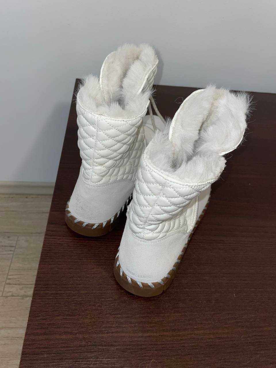 Śniegowce/Buty za kostkę/Zimowe botki