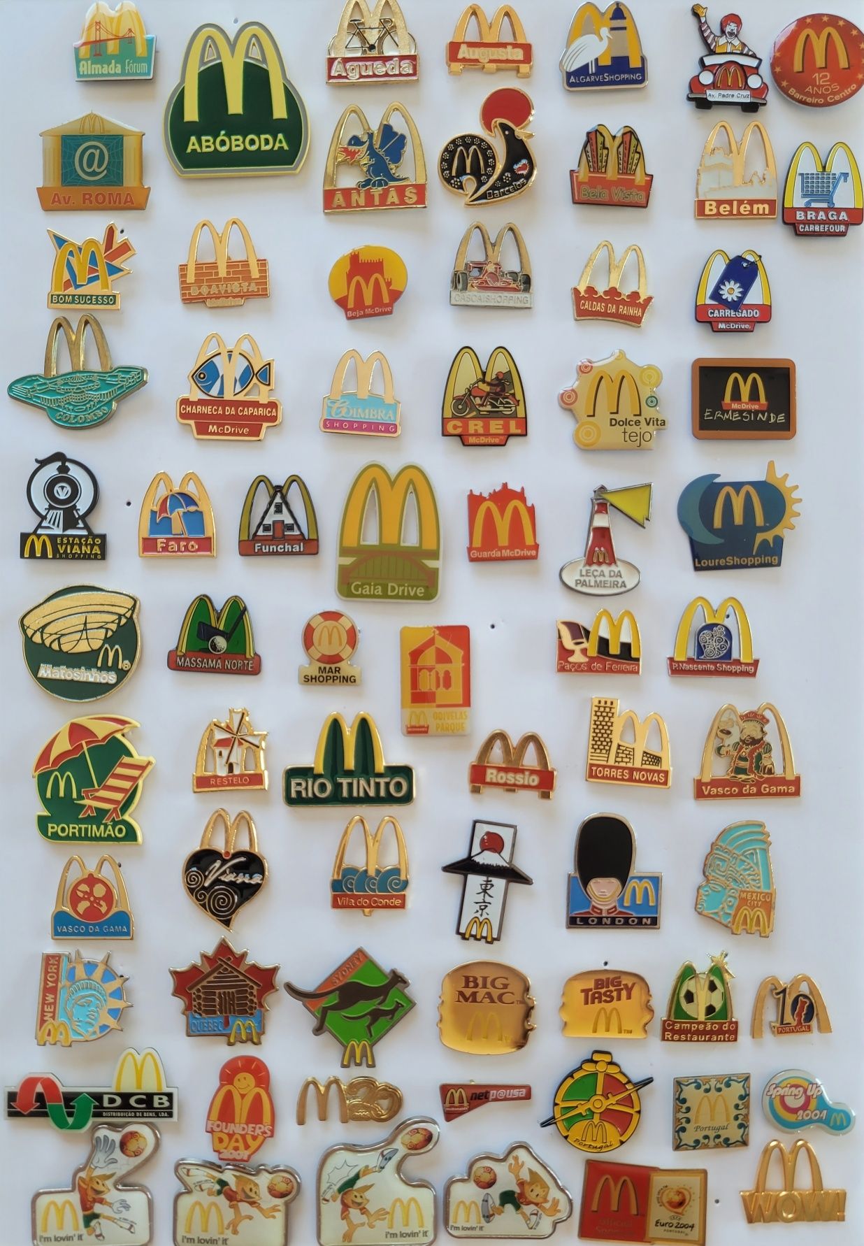 70 Pins McDonald's como novos