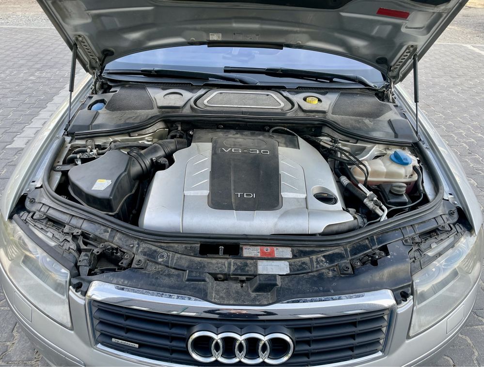 Audi A8 3.0 дизель Quattro