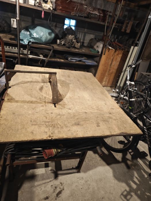 Krajzega duża stół do cięcia drzewa na siłę