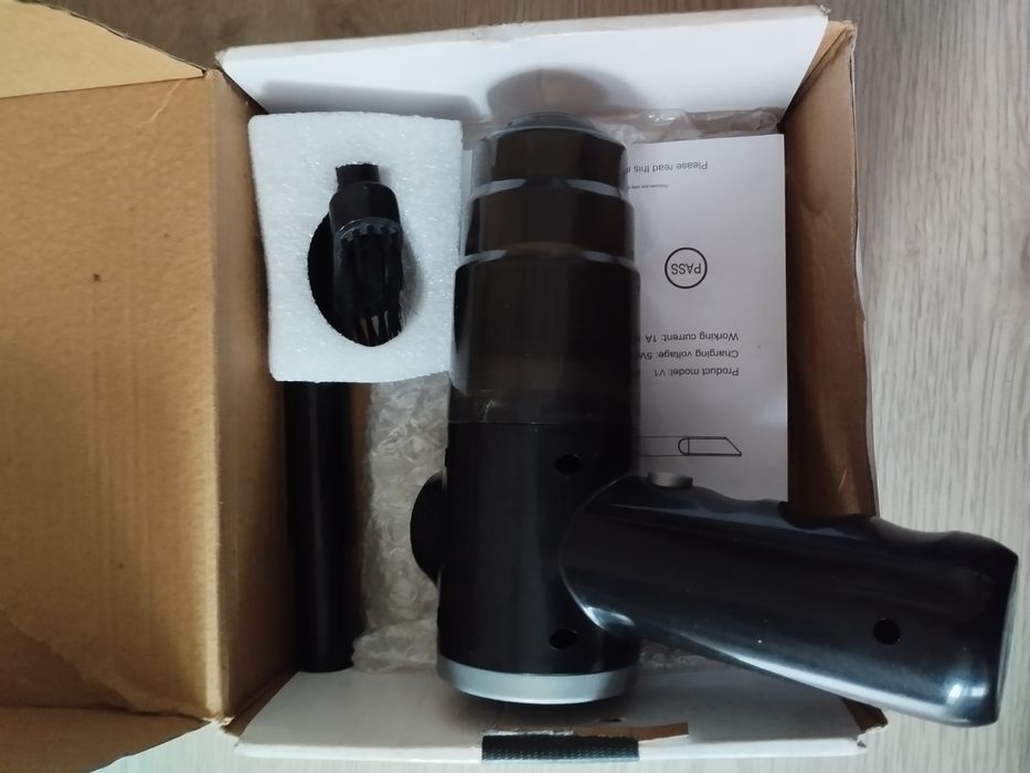 Продам пилосос в користуванні не був