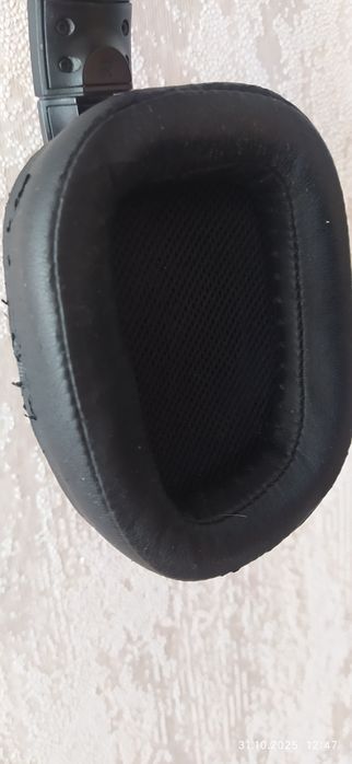 Навушники ігрові з мікрофоном.