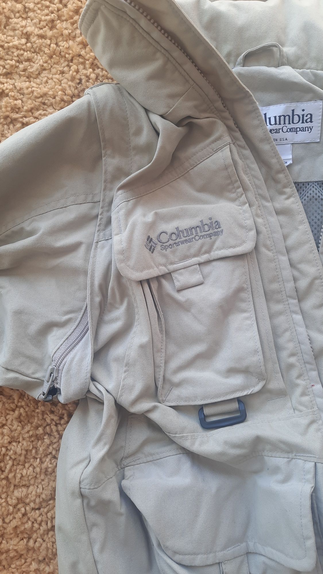 COLUMBIA - Blusão tipo safari Tamanho XS adulto 15€