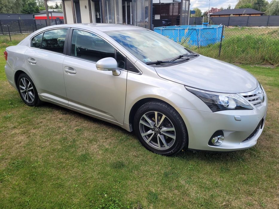 Toyota Avensis Toyota Avensis Salon Polska bogate wyposażenie automat
