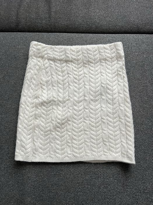 Sweterkowa spódniczka