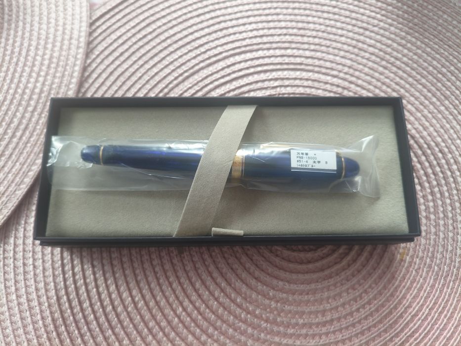 PLATINUM Japońskie pióro wieczne #3776 Century Gold Trim Chartres Blue