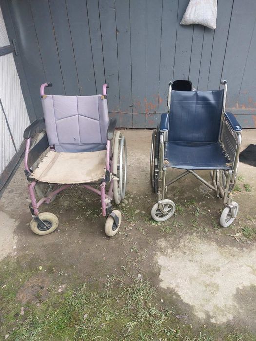 Віддам безкоштовно 2 інвалідні візочки для дорослих