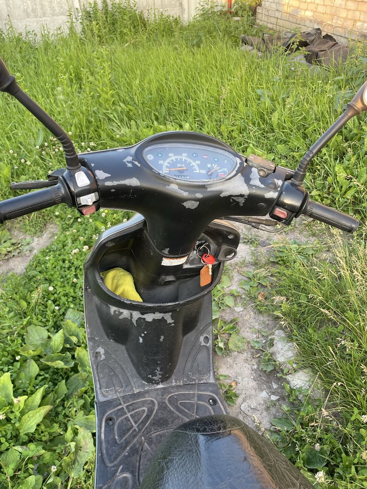 Yamaha grand axis 100