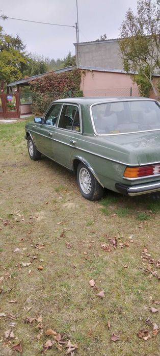 Mercedes Benz 123 250 benzyna
