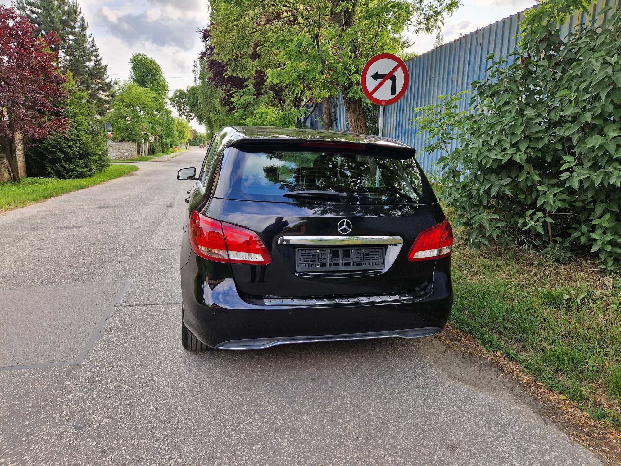 Ładny sprowadzony,oszczędny