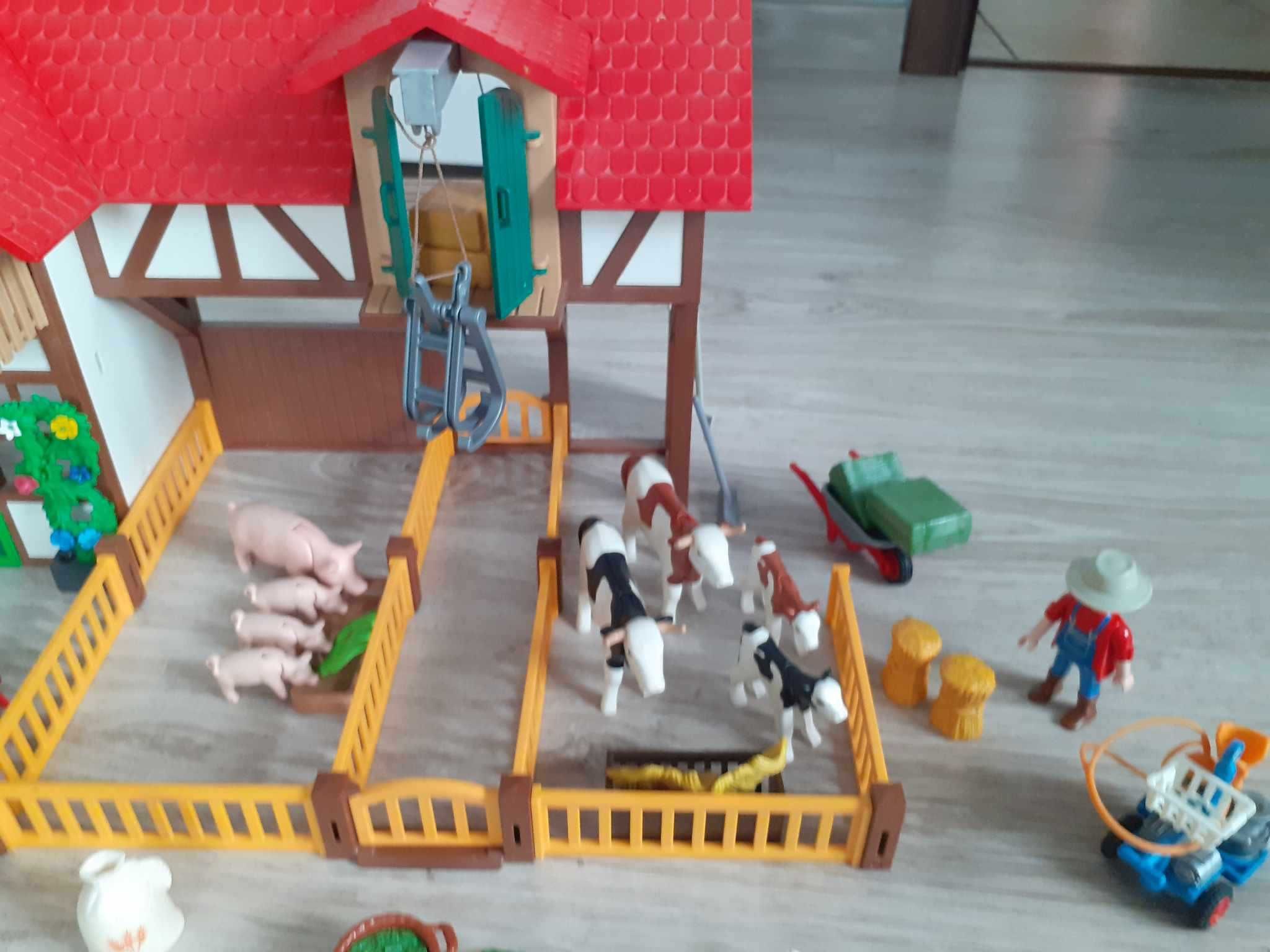 Playmobil duże gospodarstwo