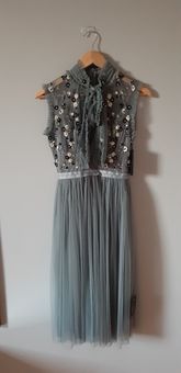 Midi sukienka needle&thread ekskluzywna seria Asos