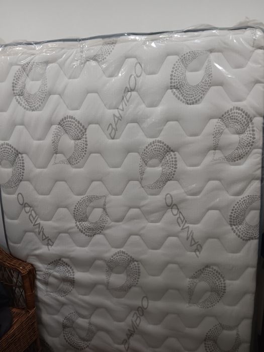 Colchao novo 140*190