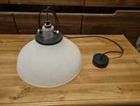Piękna Lampa sstylizowana na Ventage.