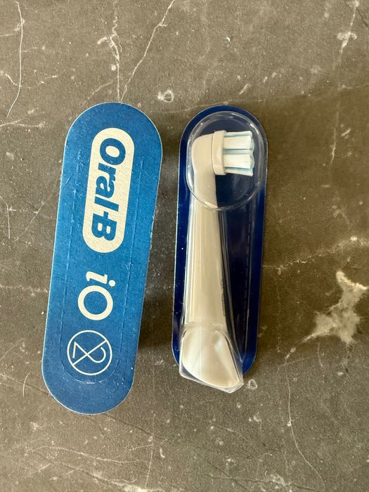 Końcówki do szczoteczki Oral-B iO – 2 sztuki, nowe, oryginalne