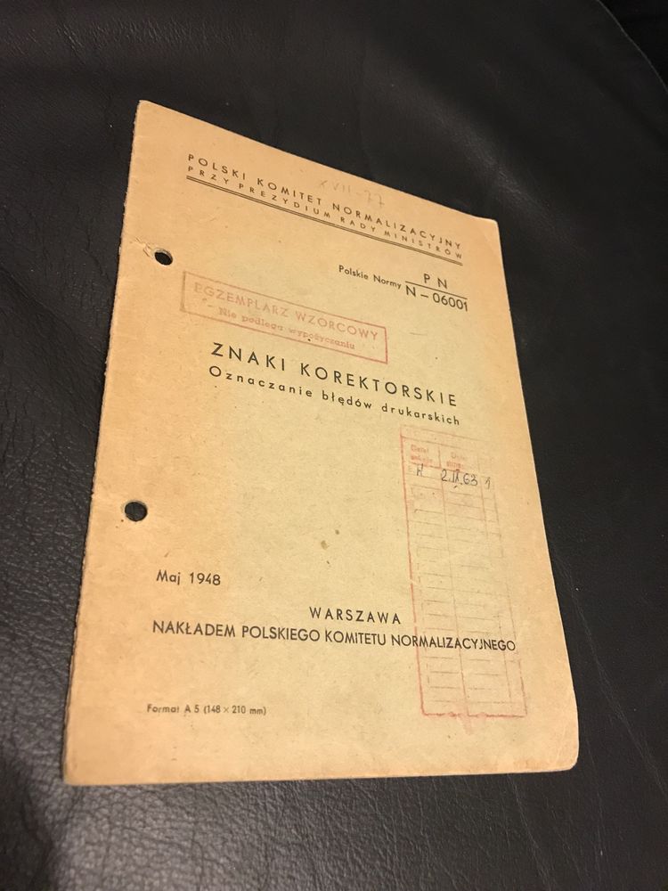 Znaki korektorskie Oznaczenia błędów drukarskich