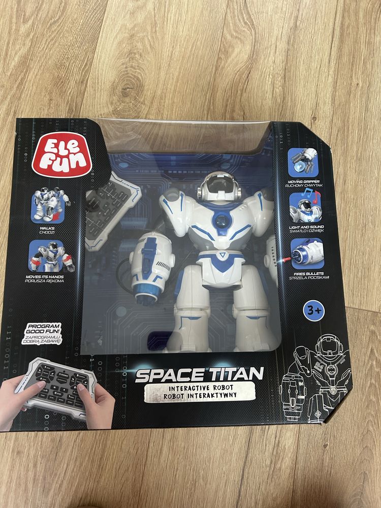 Robot interaktywny Elefun